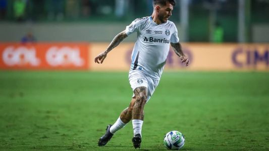 Nathan, meia do Grêmio, foi citado pelo MP na Operação Penalidade Máxima II