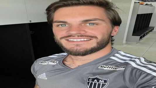 Nathan 'Pescador' tirou foto na Cidade do Galo