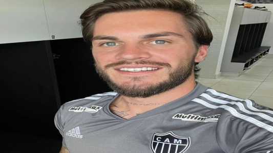 Nathan 'Pescador' tirou foto na Cidade do Galo