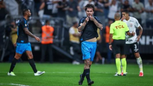 Nathan pode receber mais uma oportunidade diante do Palmeiras