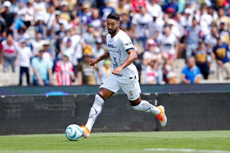 Vasco abre conversas para contratar zagueiro revelado pelo Atlético