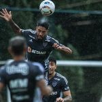 Elenco do Atlético não fica atrás de Flamengo e Palmeiras, diz Nathan Silva