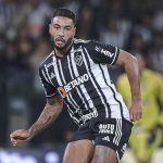 Nathan Silva emplaca sequência como titular do Atlético