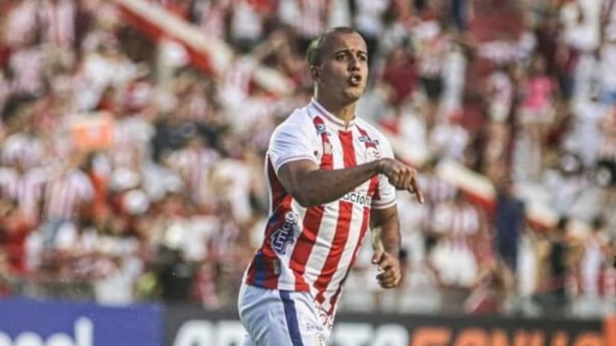 Cruzeiro desafia ótimo aproveitamento do Náutico nos Aflitos