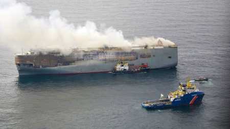 Incêndio no navio Fremantle Highway