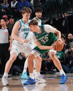 Charlotte Hornets x Dallas Mavericks