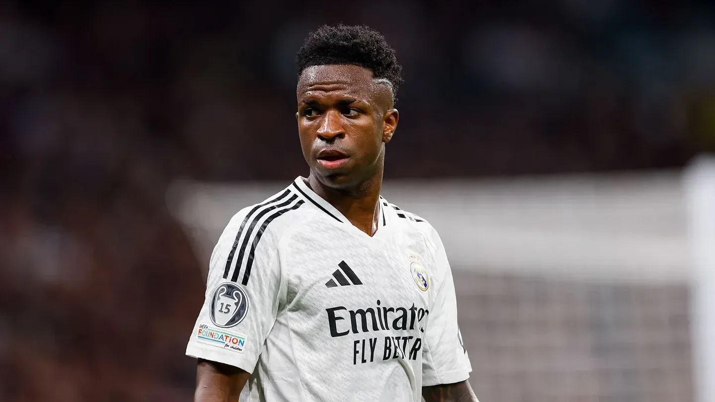 Vini Jr tenta usar Arábia Saudita para dobrar salário no Real Madrid, diz jornal