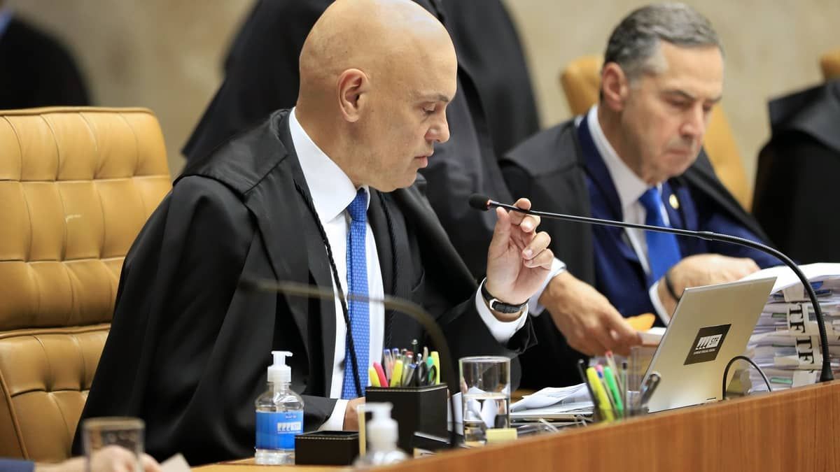 'Negacionismo obscuro' faz parecer que 8 de janeiro foi 'domingo no parque', diz Moraes