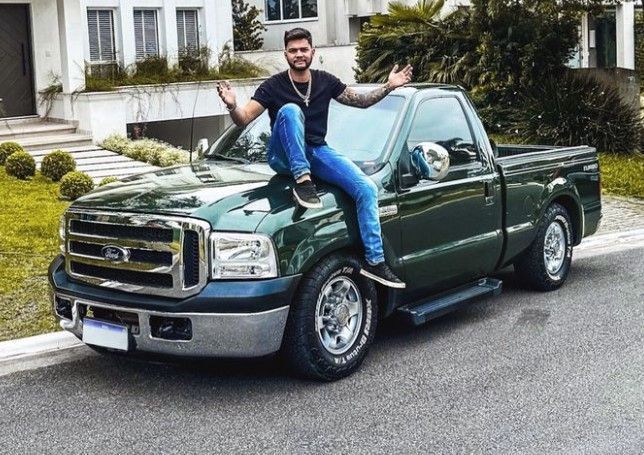 Vídeo: influenciador de BH com 1,3 milhão de seguidores é alvo de operação contra rifas ilegais de carros