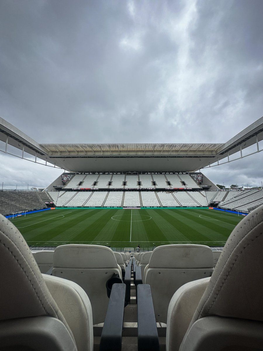 Corinthians x Vasco: veja escalações para jogo do Brasileirão