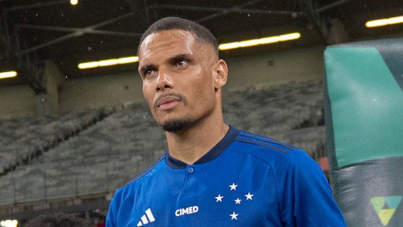 Por que Neris não foi relacionado para jogo do Cruzeiro contra o Uberlândia?