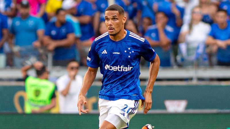 De saída do Cruzeiro, Neris encaminha acerto com clube da Série A