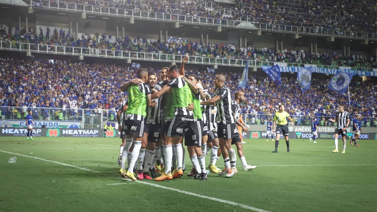 Atlético dá folga a jogadores após empate no clássico diante do Cruzeiro