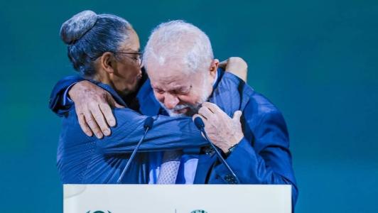 Nesse sábado (2), Lula se emocionou antes de discurso da ministra Marina Silva