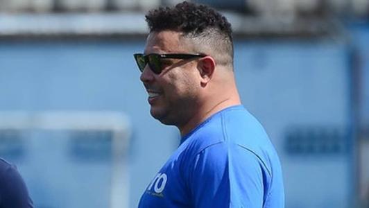Neste domingo (3), Ronaldo comemorou a permanência do Cruzeiro na Série A