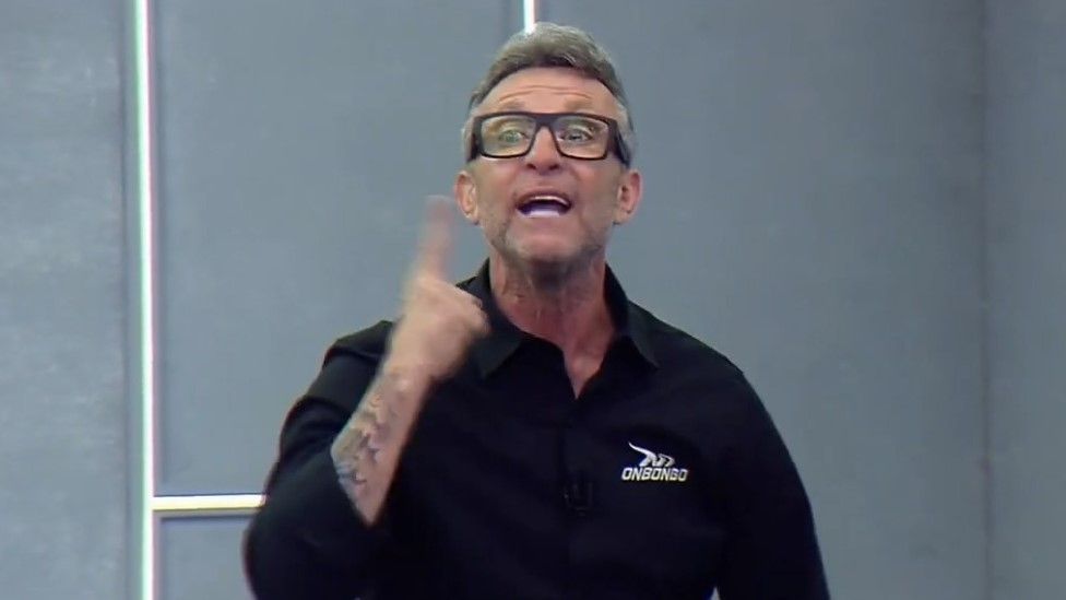 Neto detona Fagner, critica árbitro e diz que Atlético foi prejudicado: 'Absurdo'