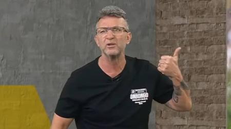 Neto durante apresentação do programa Donos da Bola