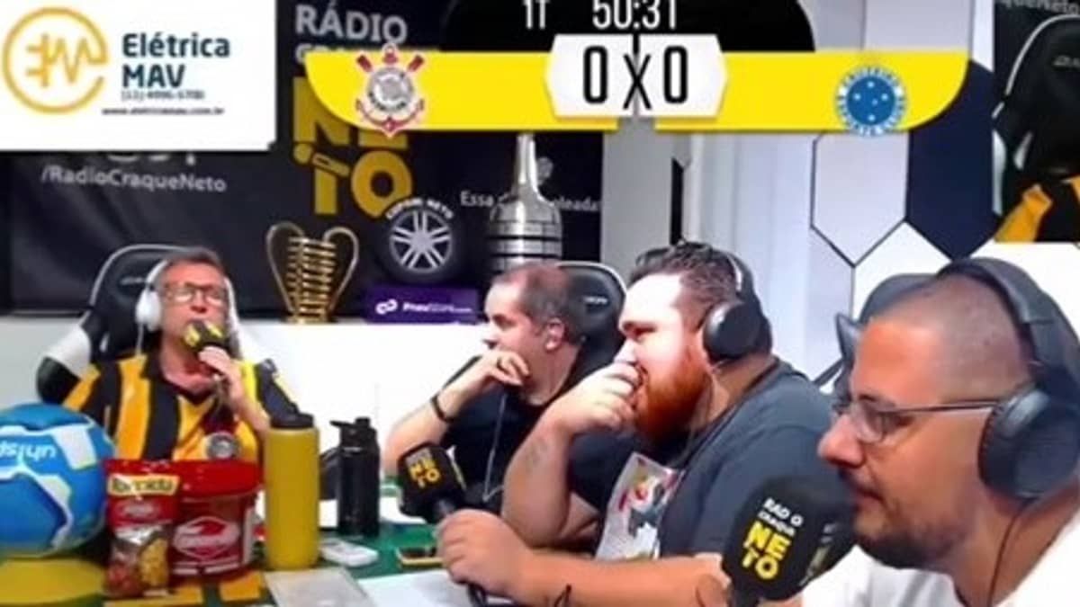 Neto diz que Fagner deveria ser expulso por cotovelada em Bruno Rodrigues