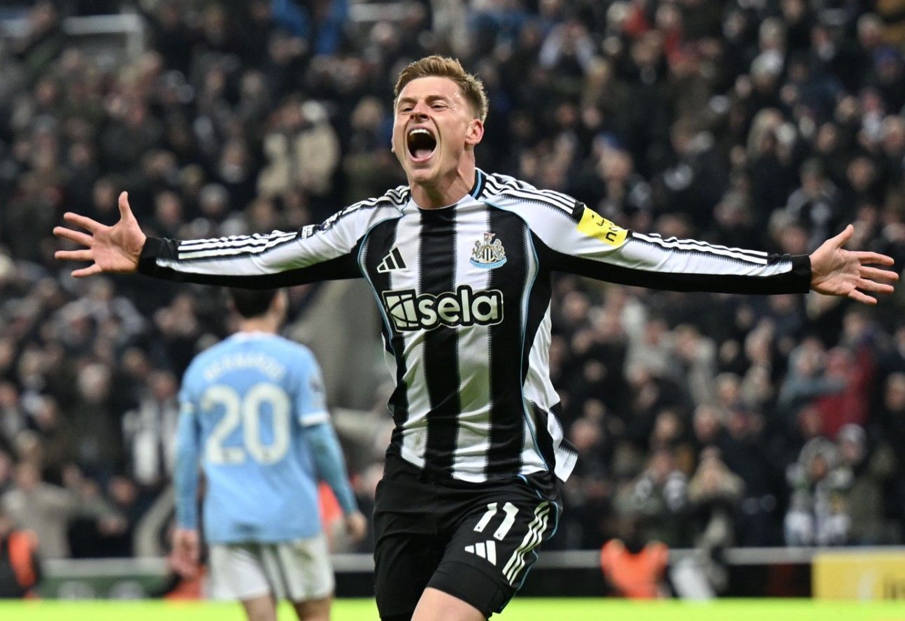 Manchester City deixa vice-liderança da Premier League ao ser batido pelo Newcastle