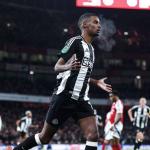 Newcastle supera Arsenal e abre vantagem na semifinal Copa da Liga Inglesa