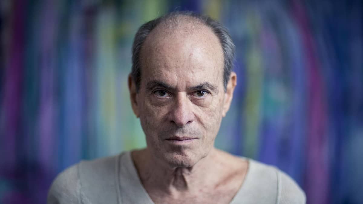 Ney Matogrosso completa 50 anos de carreira com 1.º LP do Secos & Molhados
