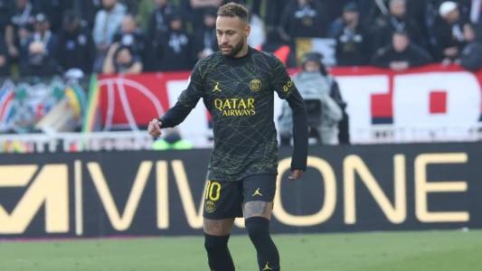 Neymar atuou na derrota do PSG para o Monaco neste sábado (11)