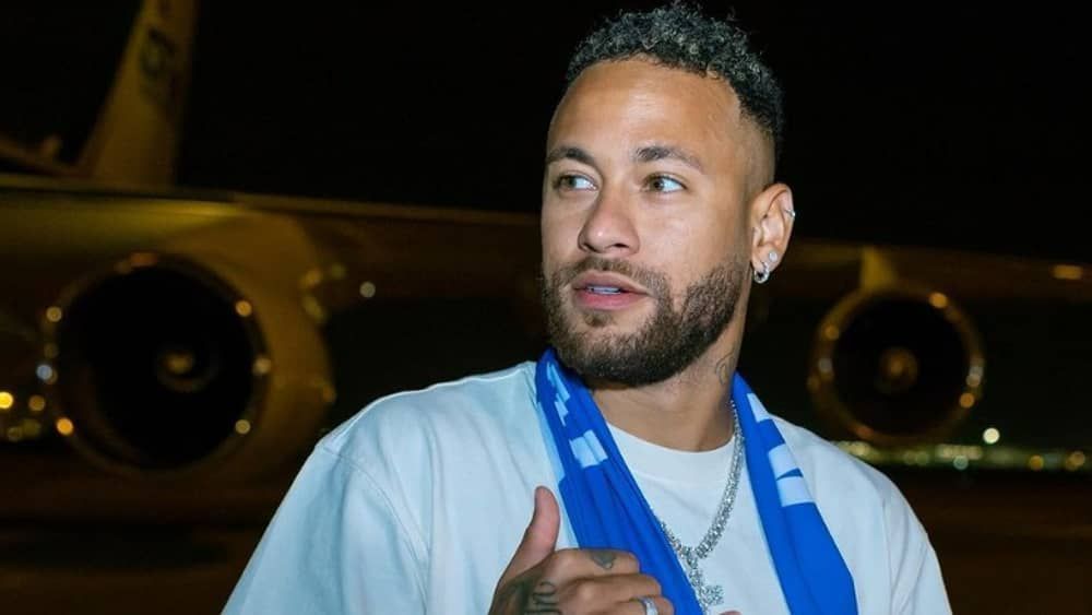 Neymar nega que teria saído do PSG por problemas físicos