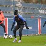 Messi, campeão do mundo, volta a jogar com Neymar em jogo pelo PSG