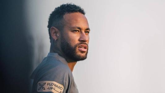 Neymar é o único brasileiro entre os atletas mais ricos da história