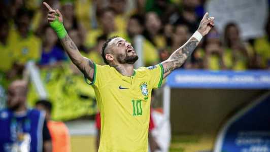 Neymar está fora da partida por lesão