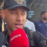 Neymar se apresenta à Seleção e exalta Diniz: 'Um dos melhores do mundo'
