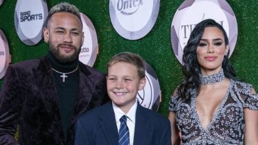 Neymar posta conversa com filho