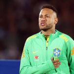 Neymar tem alta hospitalar após cirurgia no joelho em BH