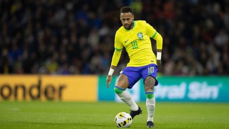 Neymar se lesionou em 19 de fevereiro, em duelo do Paris Saint German