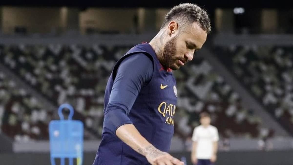 'Não sei quando volto a jogar', diz Neymar após derrota do PSG