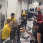 Neymar vai ao shopping renovar CNH e causa alvoroço; assista