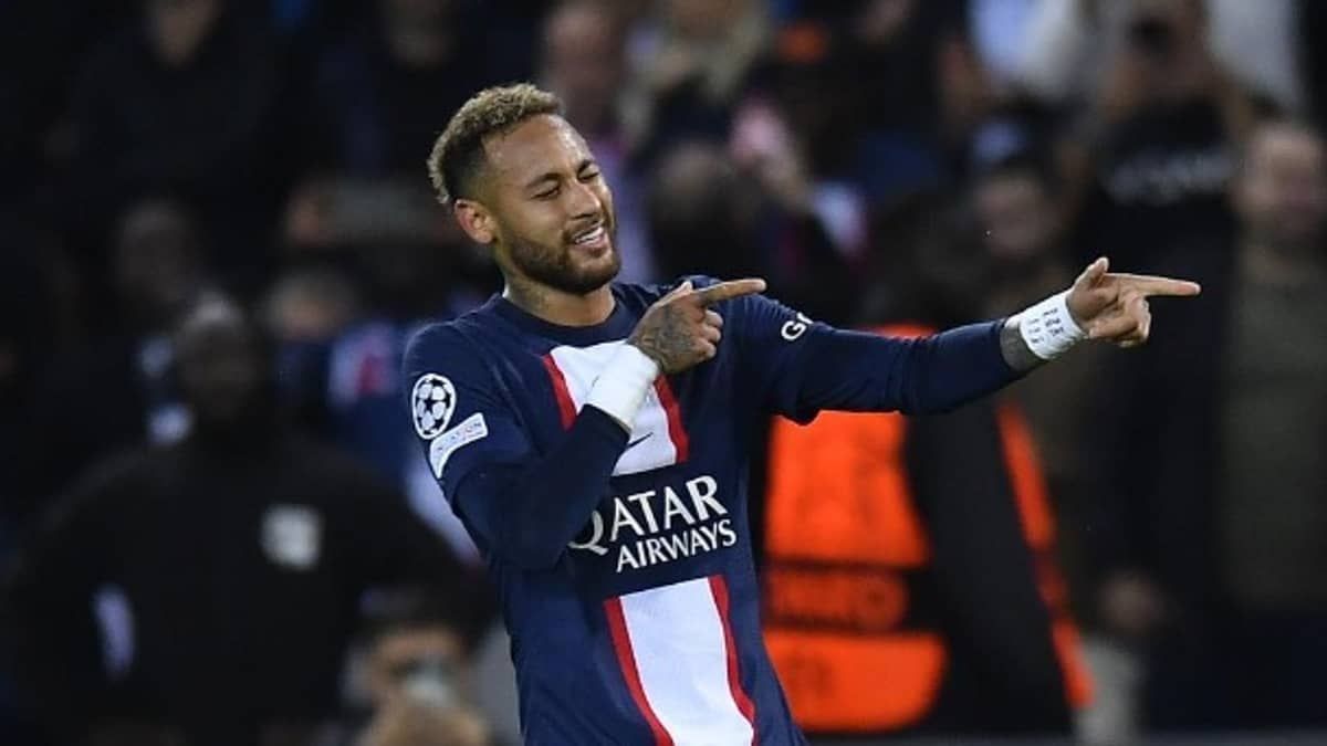 Neymar e Barcelona firmam acordo para volta do jogador, diz TV