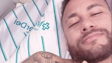 Neymar tranquilizou os fãs após a cirurgia em Belo Horizonte