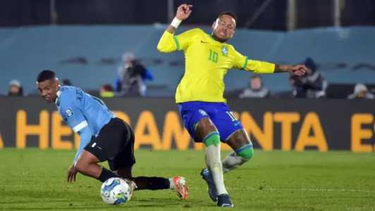 Quem acessa a página da Copa América nos Estados Unidos vai ver estampadas as fotos de Messi e Neymar chamando o torcedor para comprar seus...