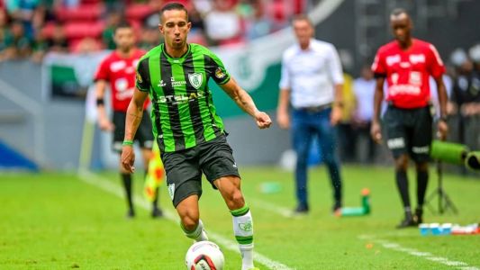 Nicolas foi titular do América contra o Cruzeiro na fase de grupos do Campeonato Mineiro