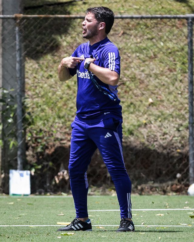 Larcamón revela metas do Cruzeiro em semana de decisão na Copa do Brasil