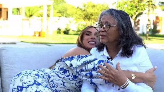 Nicole Bahls recebeu Marlene Mattos em sua casa