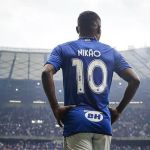 Torcida tem direito de vaiar o Cruzeiro pela má fase? Nikão responde