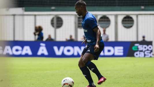 Nikão marcou o gol do Cruzeiro no empate contra o Athletic
