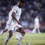 Preterido no Cruzeiro, Nikão perde espaço com Pepa e vive indefinição no clube