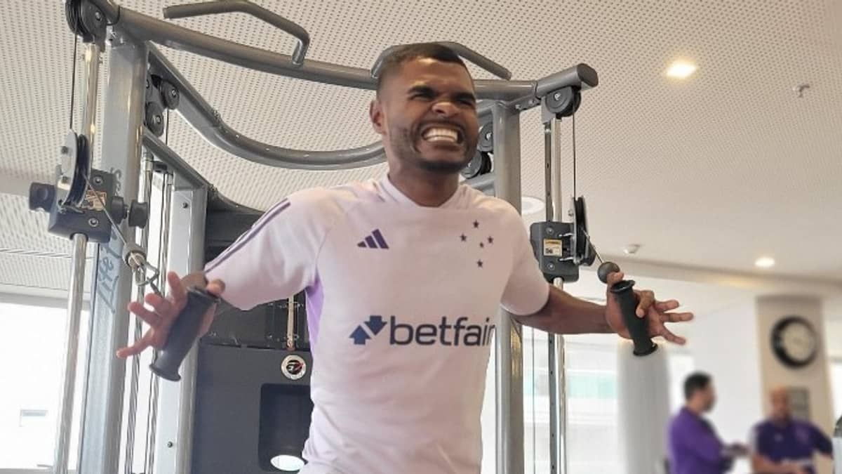 Aliviado, Cruzeiro se reapresenta após vitória contra o Santos na Série A