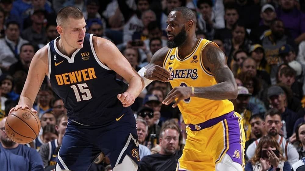 LeBron x Jokic e Curry x Durant marcam início de nova temporada da NBA