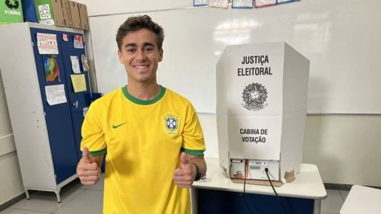Nikolas Ferreira foi o deputado federal mais votado do Brasil em 2022