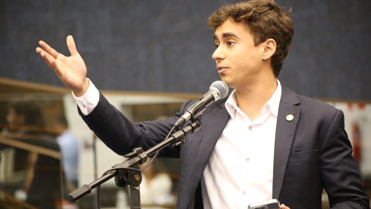 X (Twitter) liberado: direita ironiza Moraes e esquerda destaca cumprimento da lei por Elon Musk