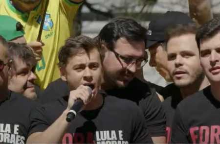 Nikolas Ferreira fez duras críticas ao ministro Alexandre de Moraes, durante manifestação na Praça da Liberdade, em BH